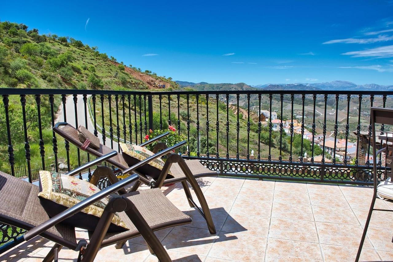 Casa Las Torres B&B Iznate Εξωτερικό φωτογραφία