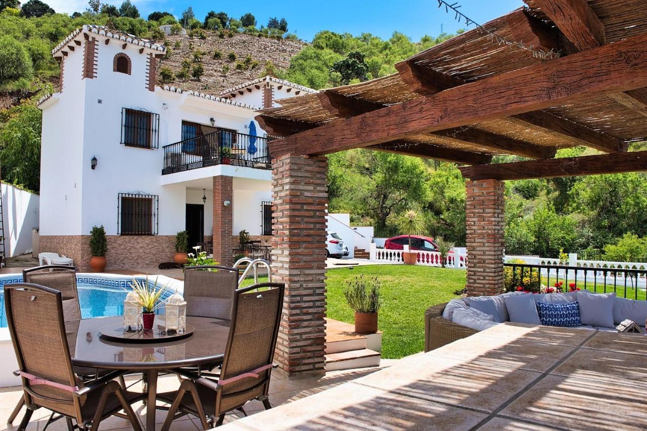 Casa Las Torres B&B Iznate Εξωτερικό φωτογραφία