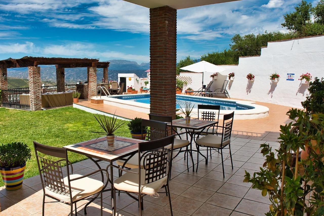 Casa Las Torres B&B Iznate Εξωτερικό φωτογραφία